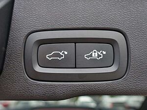 Volvo  D4 DPF 2WD R Design Kamera/BLIS/Harman