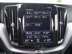 Volvo  D5 AWD R Design Kamera/VOLL-LED/BLIS/