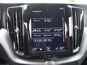 Volvo  D5 AWD R Design Kamera/VOLL-LED/BLIS/