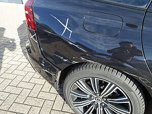 Volvo  Plus Dark T6 AWD Plug-in Hybrid/BLIS/360/H&K