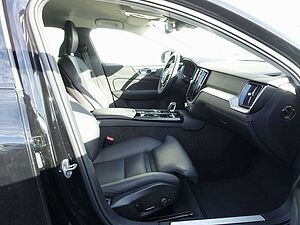 Volvo  Plus Dark T6 AWD Plug-in Hybrid/BLIS/360/H&K