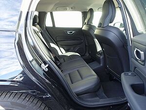 Volvo  Plus Dark T6 AWD Plug-in Hybrid/BLIS/360/H&K