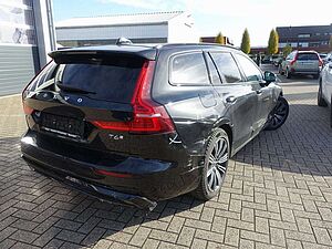 Volvo  Plus Dark T6 AWD Plug-in Hybrid/BLIS/360/H&K