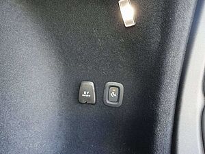 Volvo  Plus Dark T6 AWD Plug-in Hybrid/BLIS/360/H&K