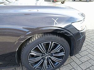 Volvo  Plus Dark T6 AWD Plug-in Hybrid/BLIS/360/H&K