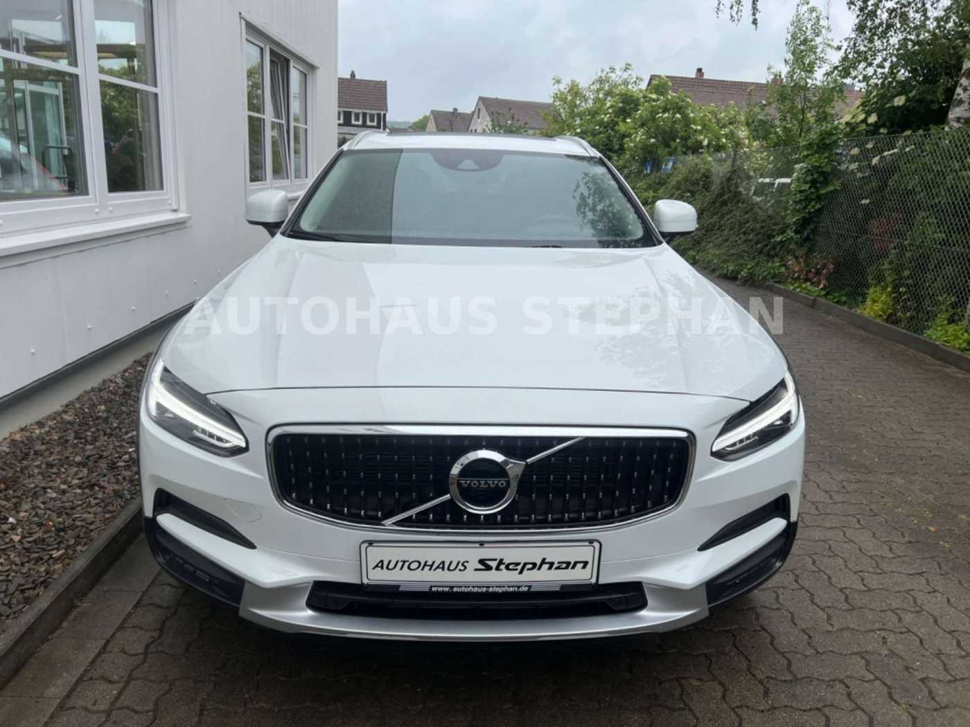 Volvo  D5 AWD Automatik PRO GARANTIE