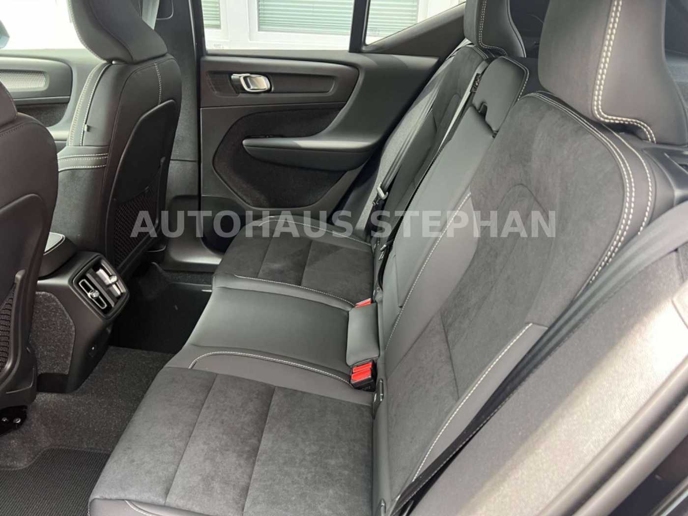 Volvo  B3 B Plus Dark Autom. EURO6 GARANTIE