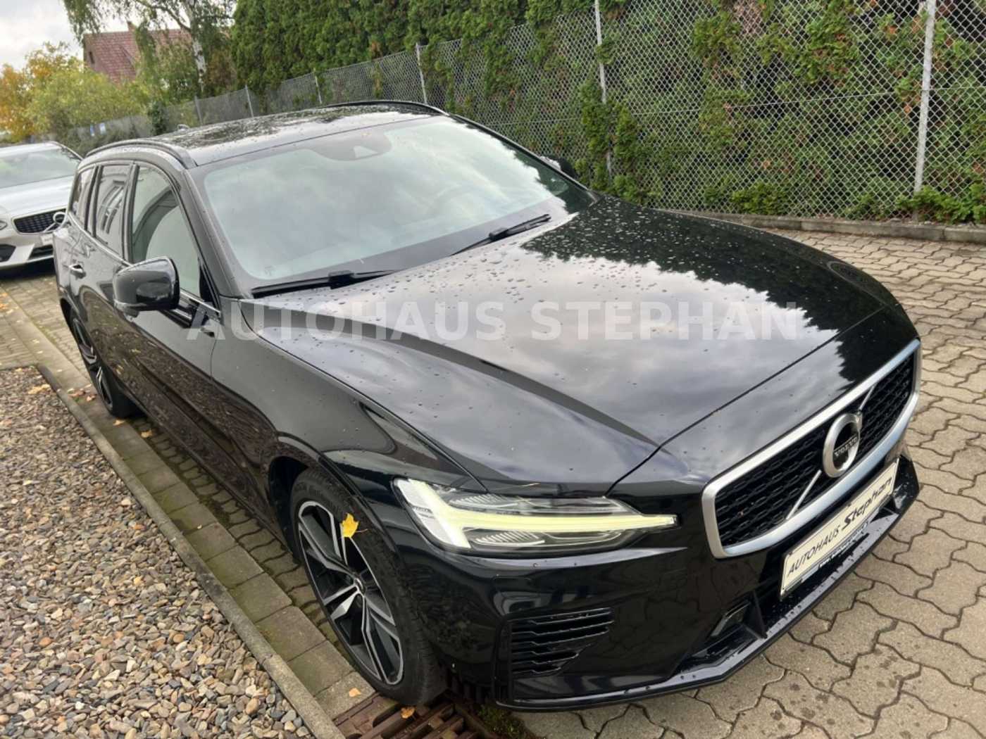 Volvo  T8 AWD Plugin Hybrid R-Design