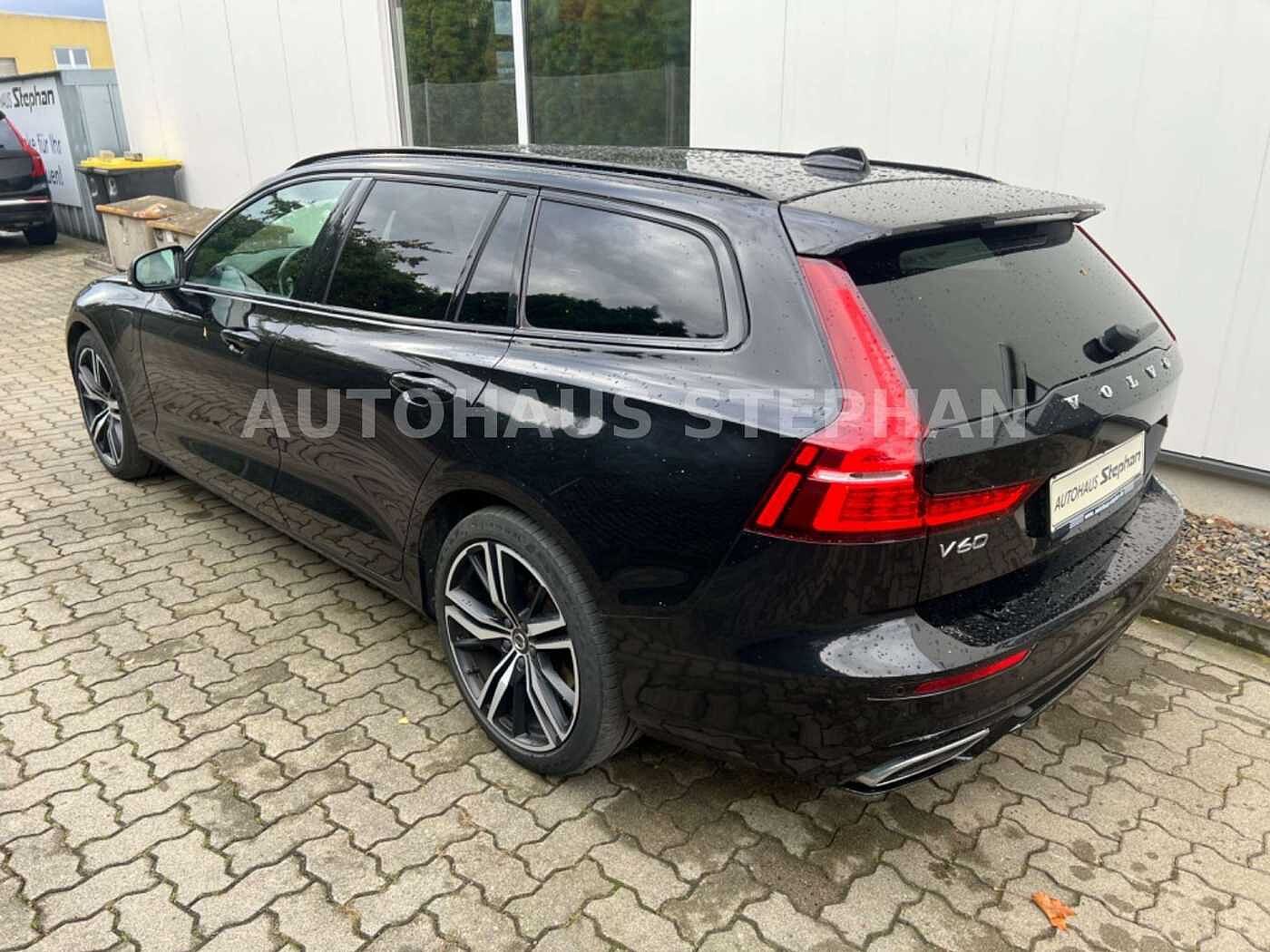 Volvo  T8 AWD Plugin Hybrid R-Design