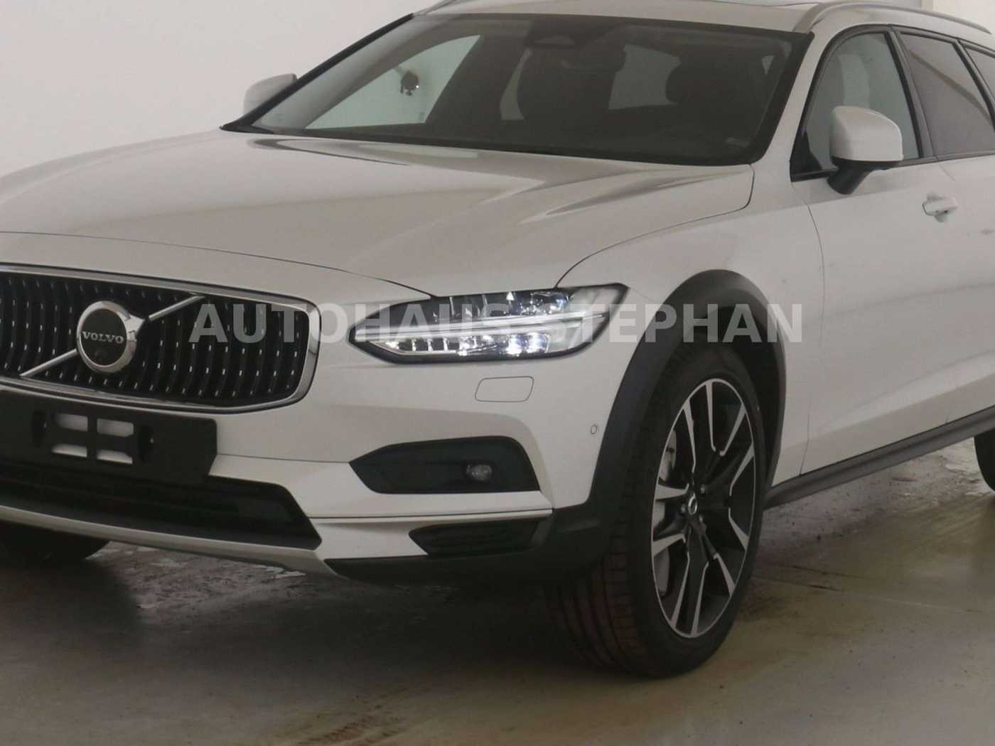 Volvo  Ultimate B4 D AWD Geartronic