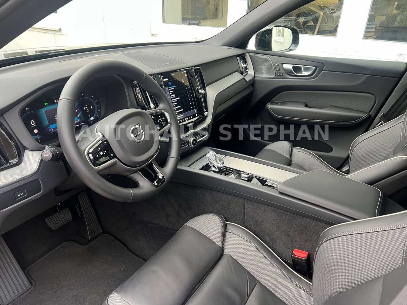 Volvo  Recharge T6 AWD Autom. Plus Black Edition