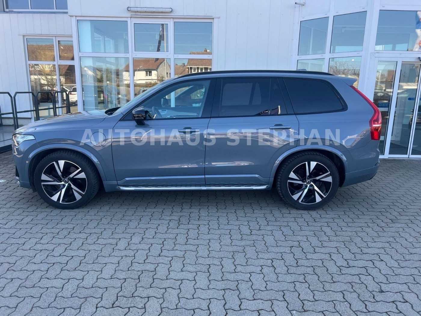 Volvo  Recharge T8 AWD Geartronic R-Design