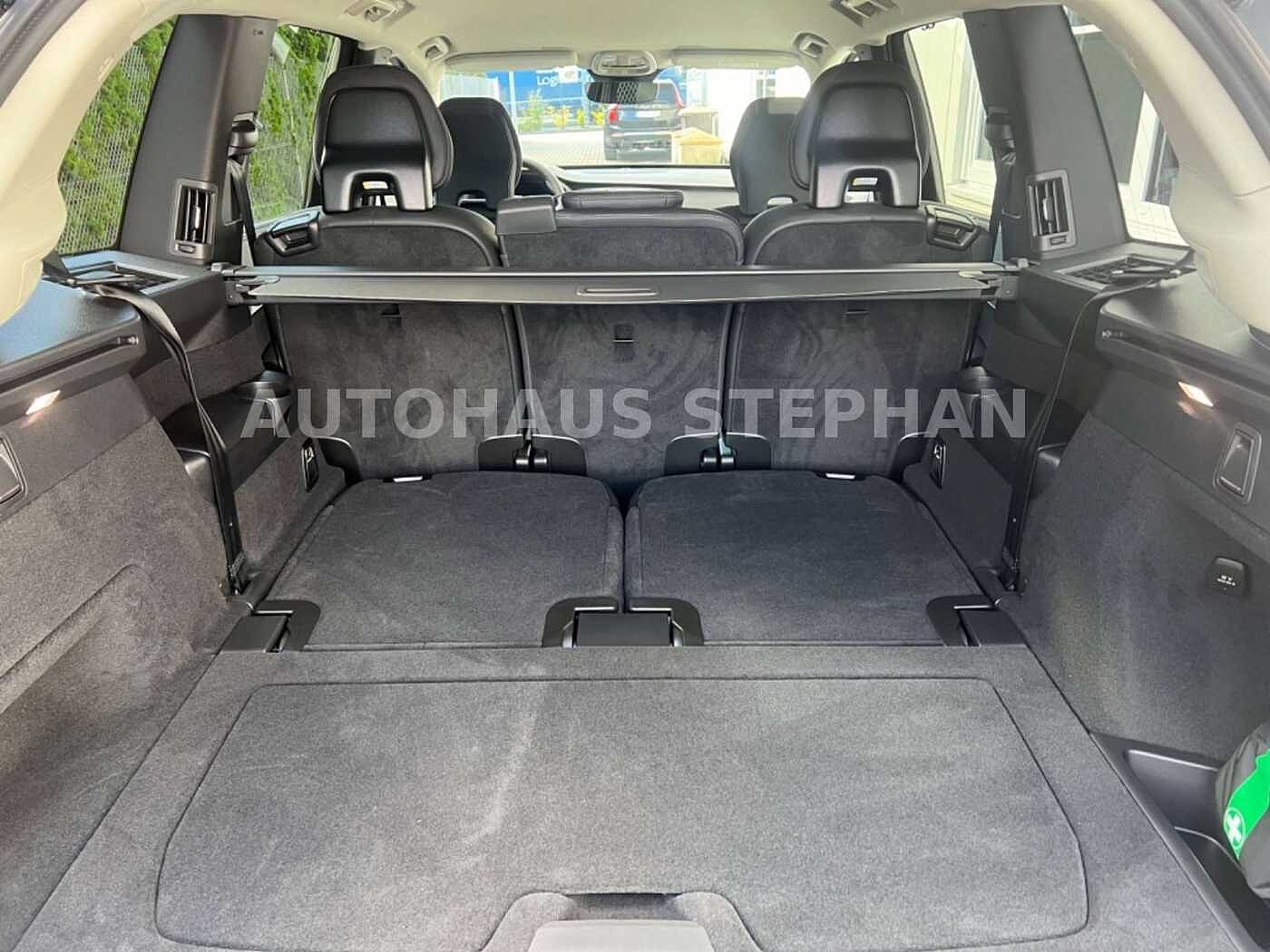 Volvo  Recharge T8 AWD Geartronic PLUS DARK