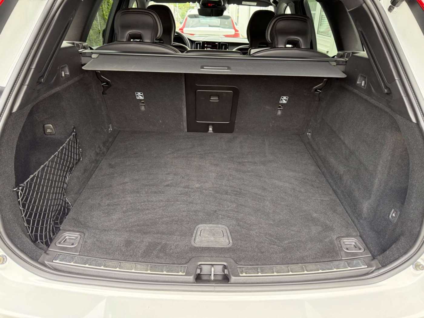 Volvo  T4 R-Design Geartronic EURO6DT GARANTIE