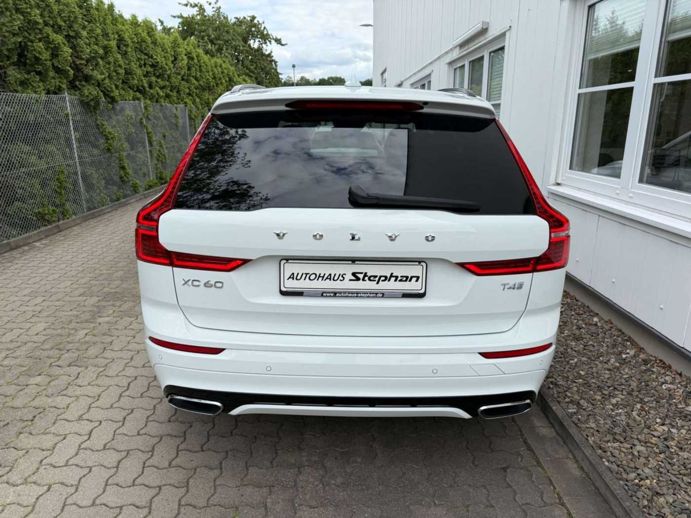 Volvo  T4 R-Design Geartronic EURO6DT GARANTIE