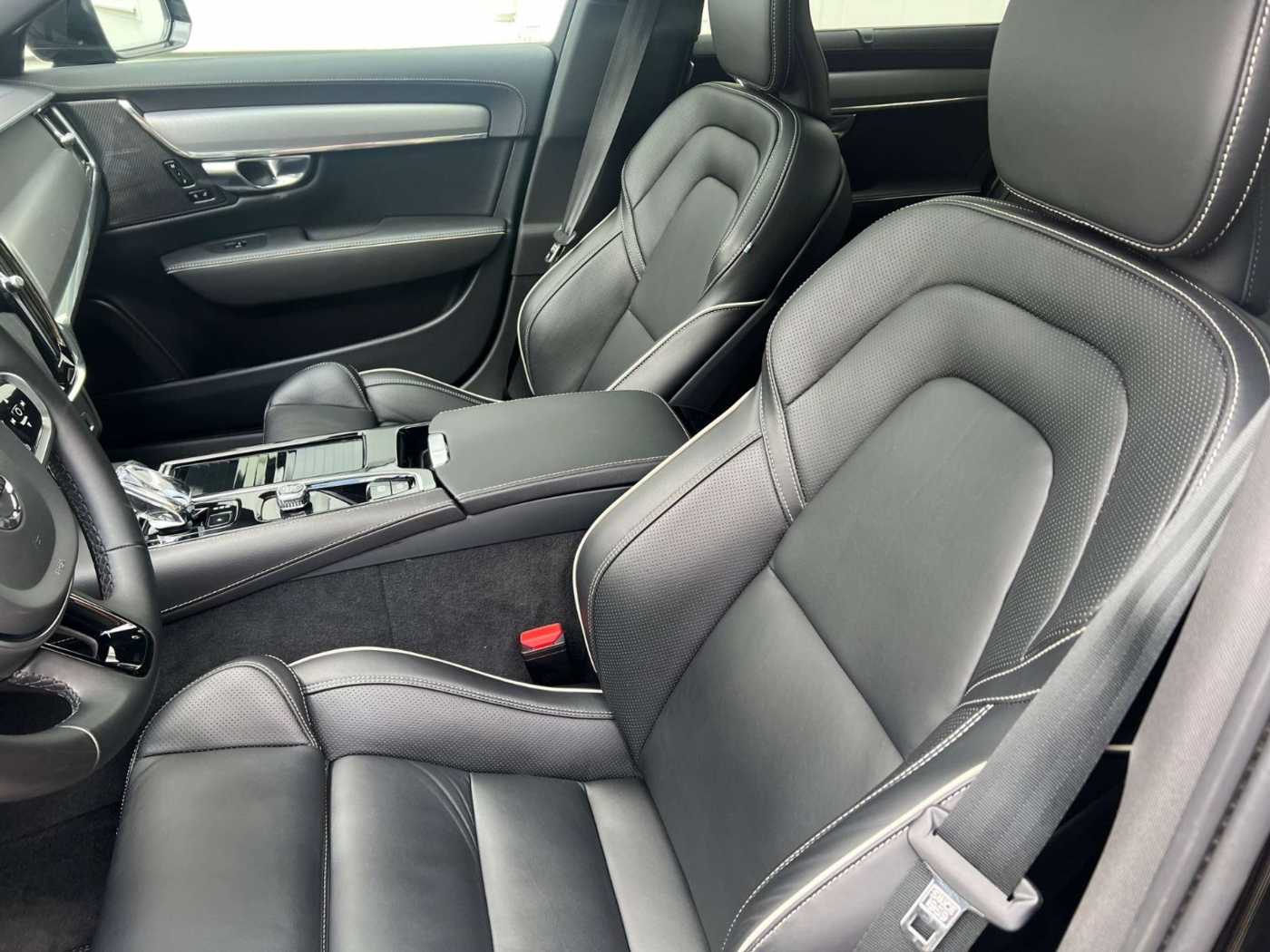 Volvo  Recharge T8 AWD PLUS DARK GARANTIE -46%