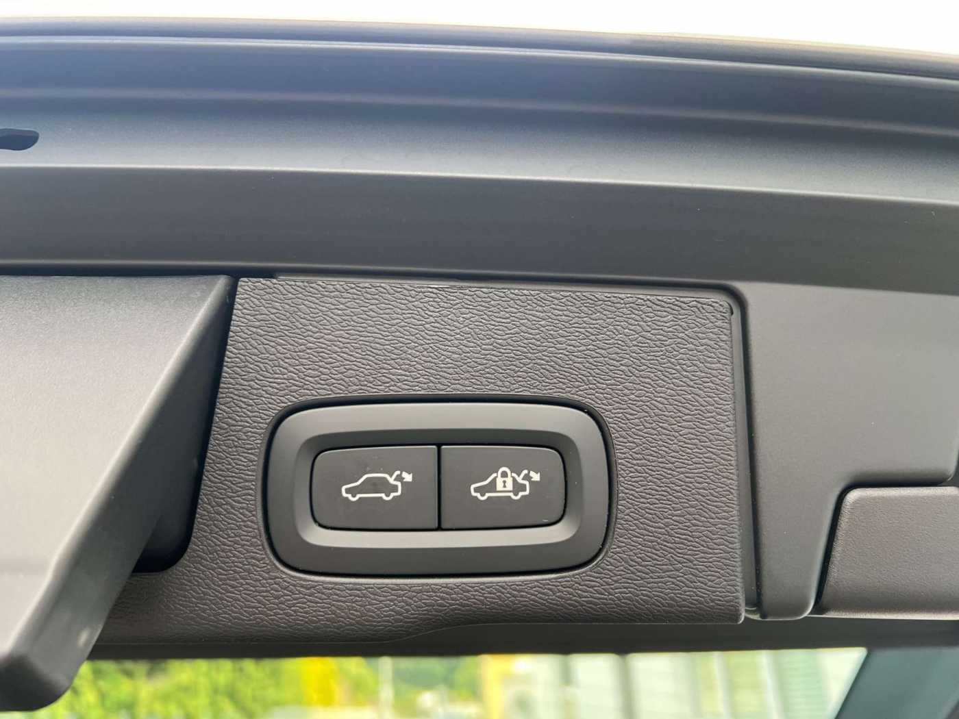 Volvo  Polestar Engineered T8 AWD AHK -36%