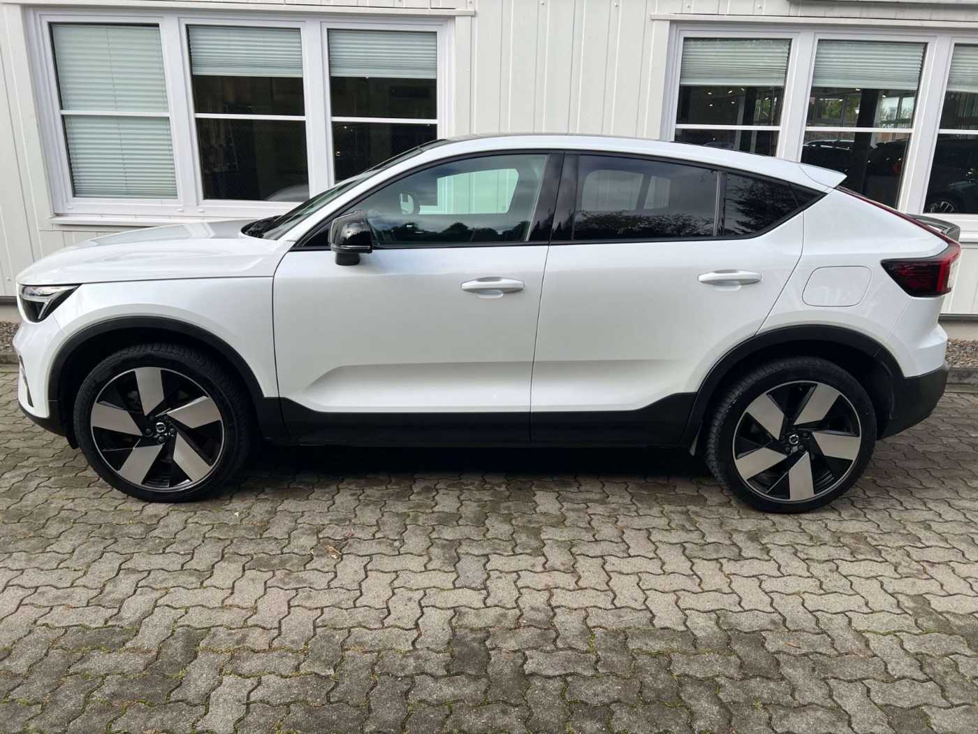 Volvo  Recharge Twin Engine Core AWD GARANTIE