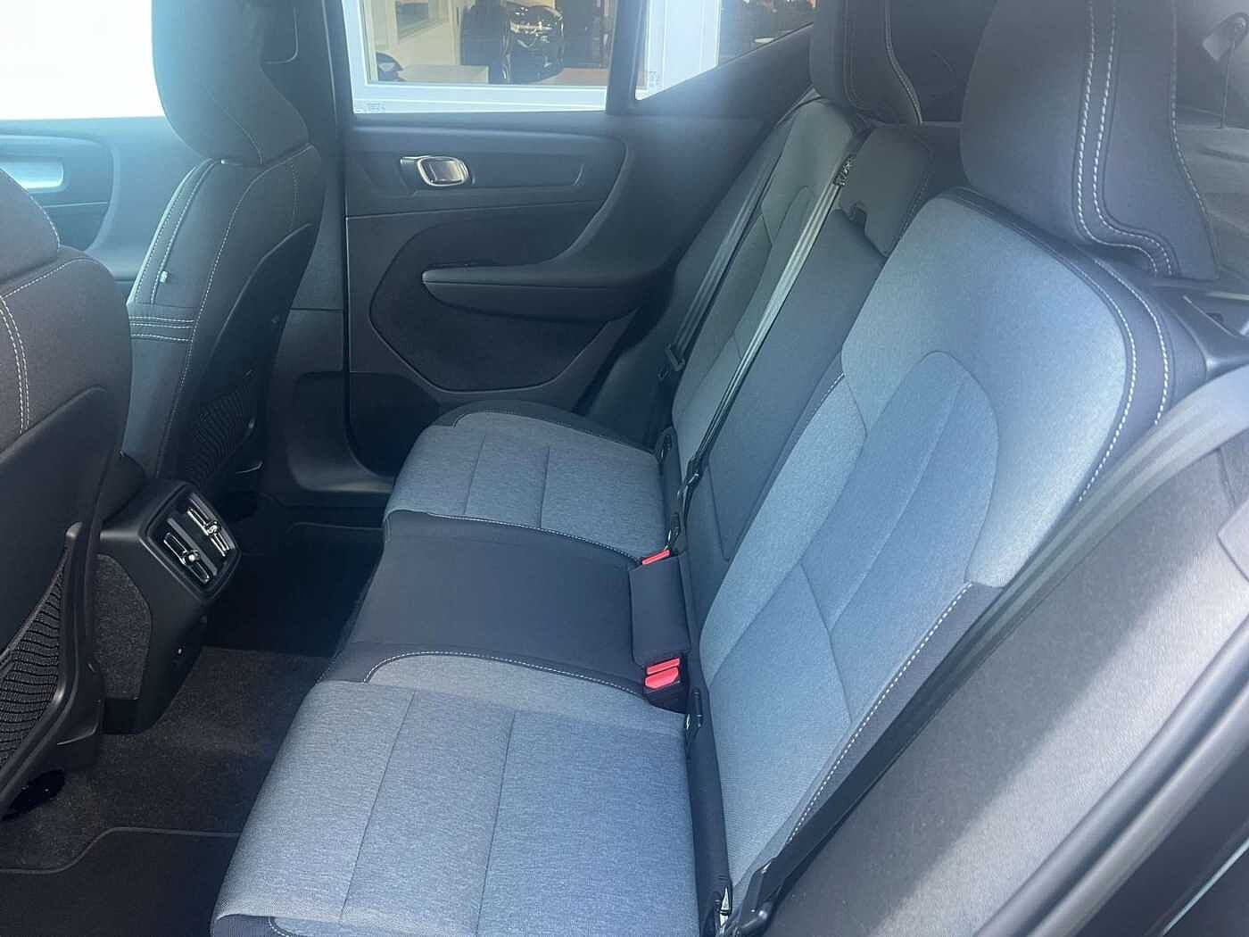Volvo  T2 Automatik Core NAVI GARANTIE