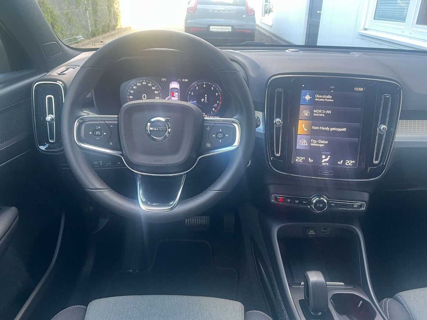 Volvo  T2 Automatik Core NAVI GARANTIE