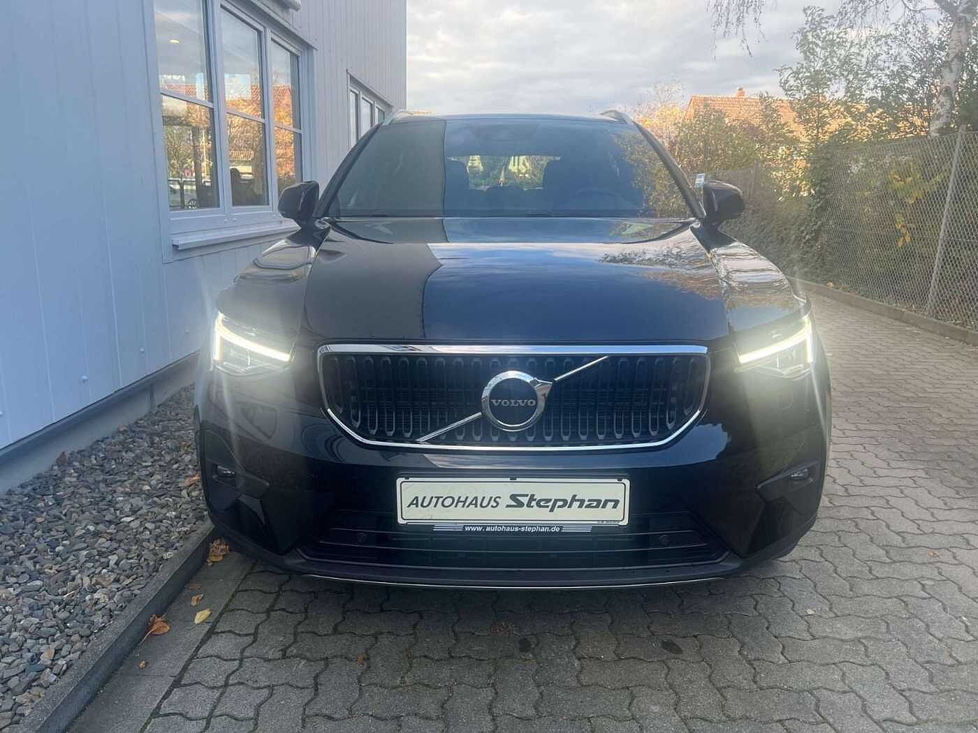 Volvo  T2 Automatik Core NAVI GARANTIE