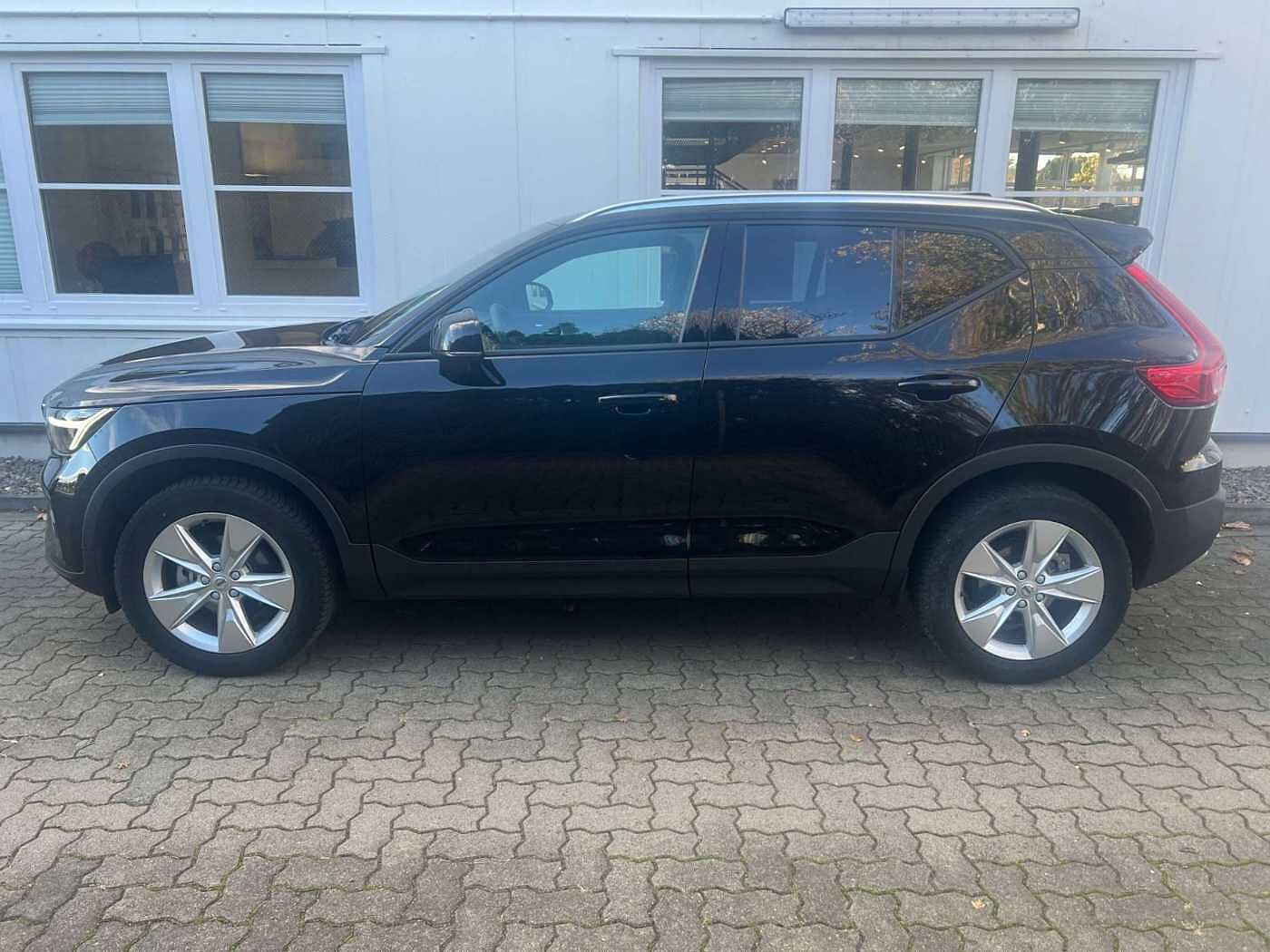 Volvo  T2 Automatik Core NAVI GARANTIE