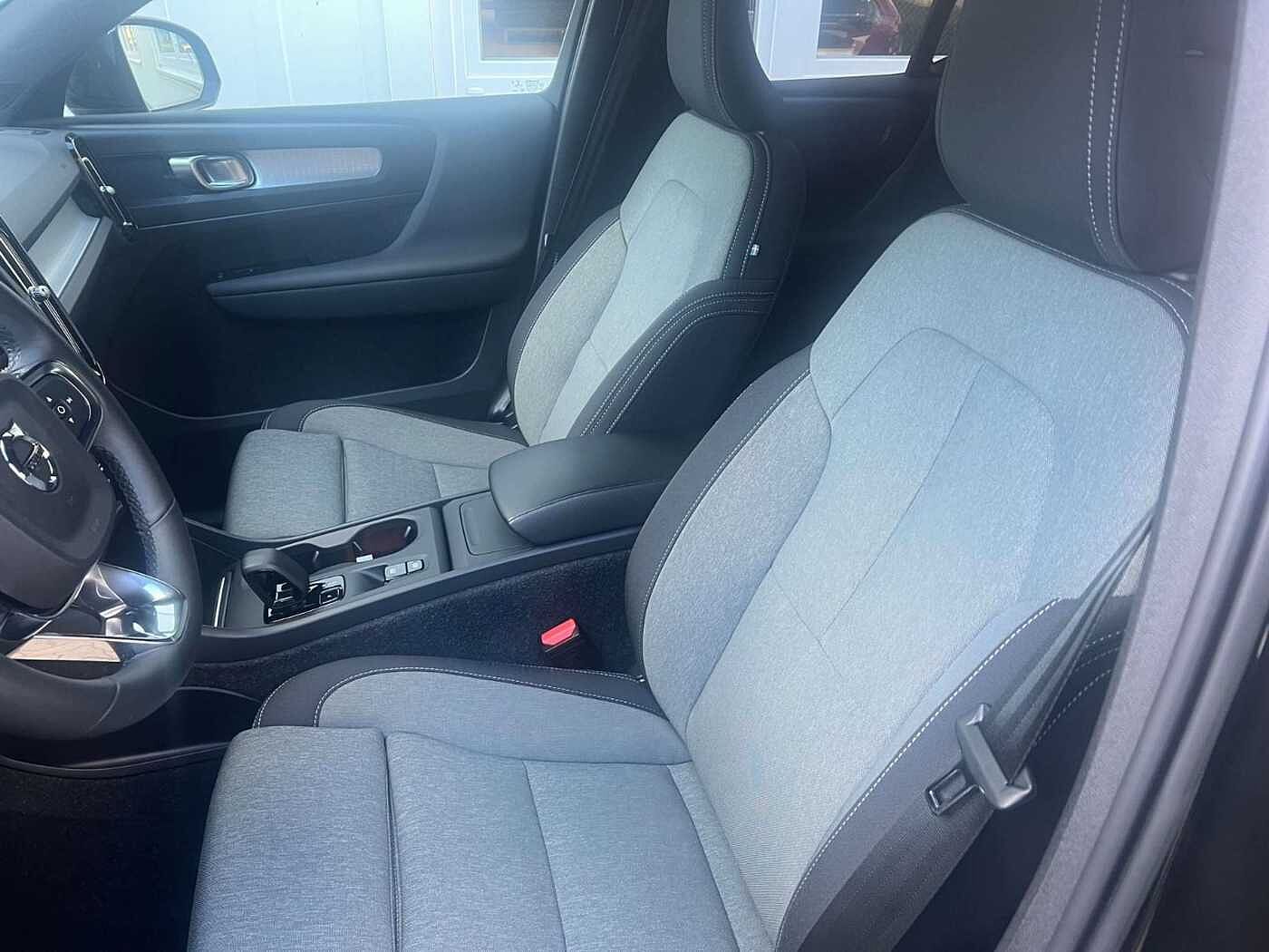 Volvo  T2 Automatik Core NAVI GARANTIE