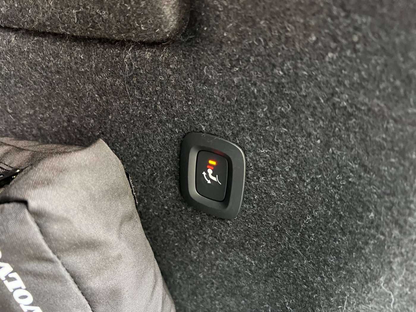 Volvo  Recharge T5 PLUS DARK AHK GARANTIE