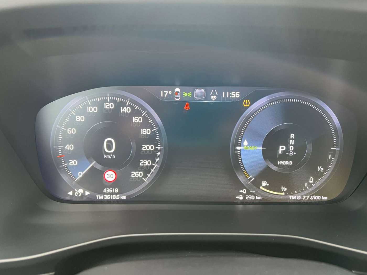 Volvo  Recharge T5 PLUS DARK AHK GARANTIE