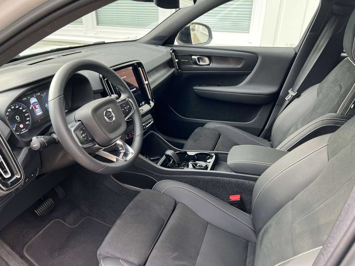 Volvo  Recharge T5 PLUS DARK AHK GARANTIE