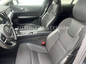 Volvo  D4 Geartronic Momentum AHK GARANTIE