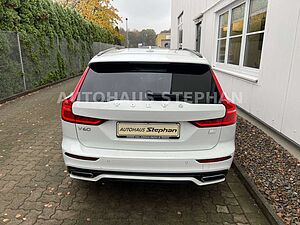 Volvo  Recharge T8 AWD PLUG-IN HYBRID R-Design