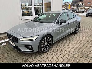 Volvo  B5 AWD Automatik Ultimate Dark Garantie