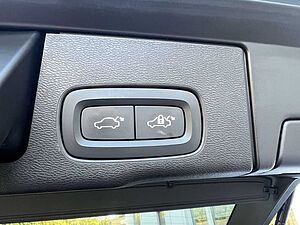 Volvo  Recharge T8 AWD R-Design GARANTIE