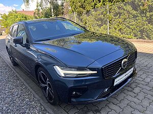 Volvo  B4 B Plus Dark Autom. MY24 GARANTIE -34%