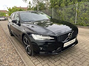 Volvo  B4 B Plus Dark Autom. MY24 GARANTIE -34%
