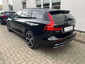 Volvo  B4 B Plus Dark Autom. MY24 GARANTIE -34%