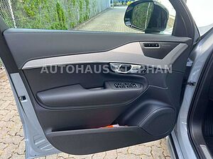 Volvo  Recharge T8 AWD Geartronic PLUS DARK