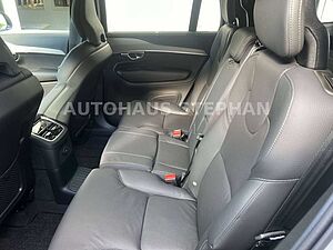 Volvo  Recharge T8 AWD Geartronic PLUS DARK