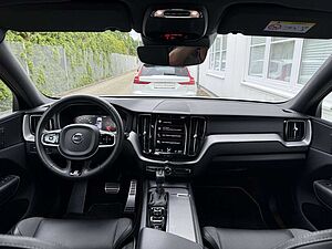 Volvo  T4 R-Design Geartronic EURO6DT GARANTIE