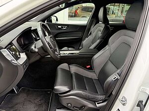Volvo  T4 R-Design Geartronic EURO6DT GARANTIE