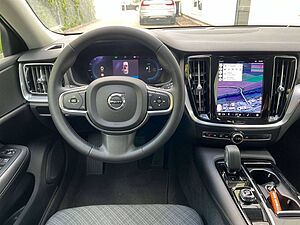 Volvo  Recharge T6 AWD Geartronic Core GARANTIE
