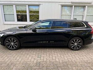 Volvo  Recharge T6 AWD Geartronic Core GARANTIE