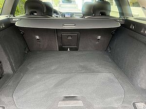 Volvo  B4 B Plus Dark Autom. GARANTIE -36%