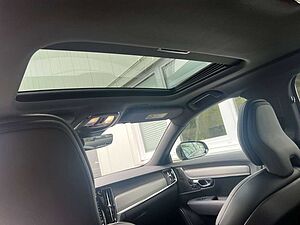 Volvo  Recharge T8 AWD PLUS DARK GARANTIE -46%