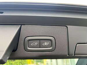 Volvo  Polestar Engineered T8 AWD AHK -36%
