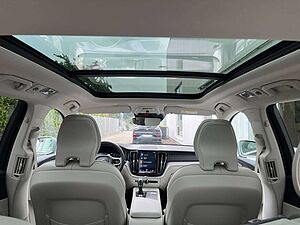 Volvo  D4 AWD Inscription Luftfahrwerk GARANTIE