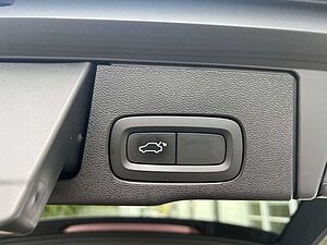 Volvo  D4 AWD Inscription Luftfahrwerk GARANTIE