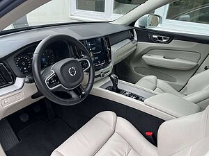 Volvo  D4 AWD Inscription Luftfahrwerk GARANTIE