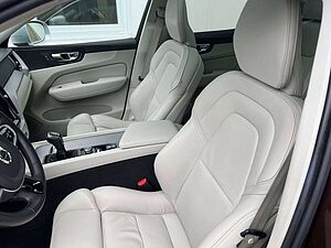 Volvo  D4 AWD Inscription Luftfahrwerk GARANTIE